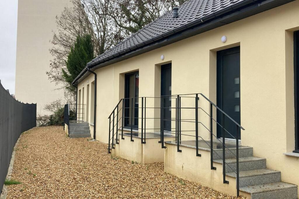 Saint-Germain-lès-Corbeil Spa Le Love מראה חיצוני תמונה